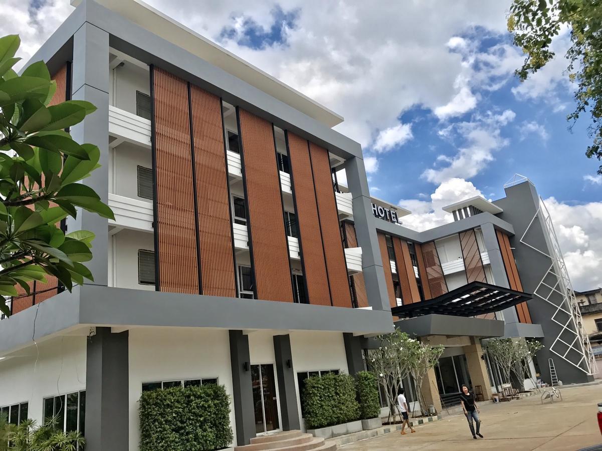 Chantra Hotel Sa Kaeo Exteriör bild