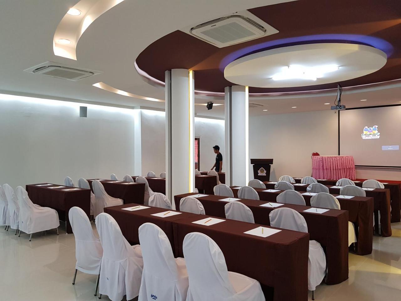 Chantra Hotel Sa Kaeo Exteriör bild